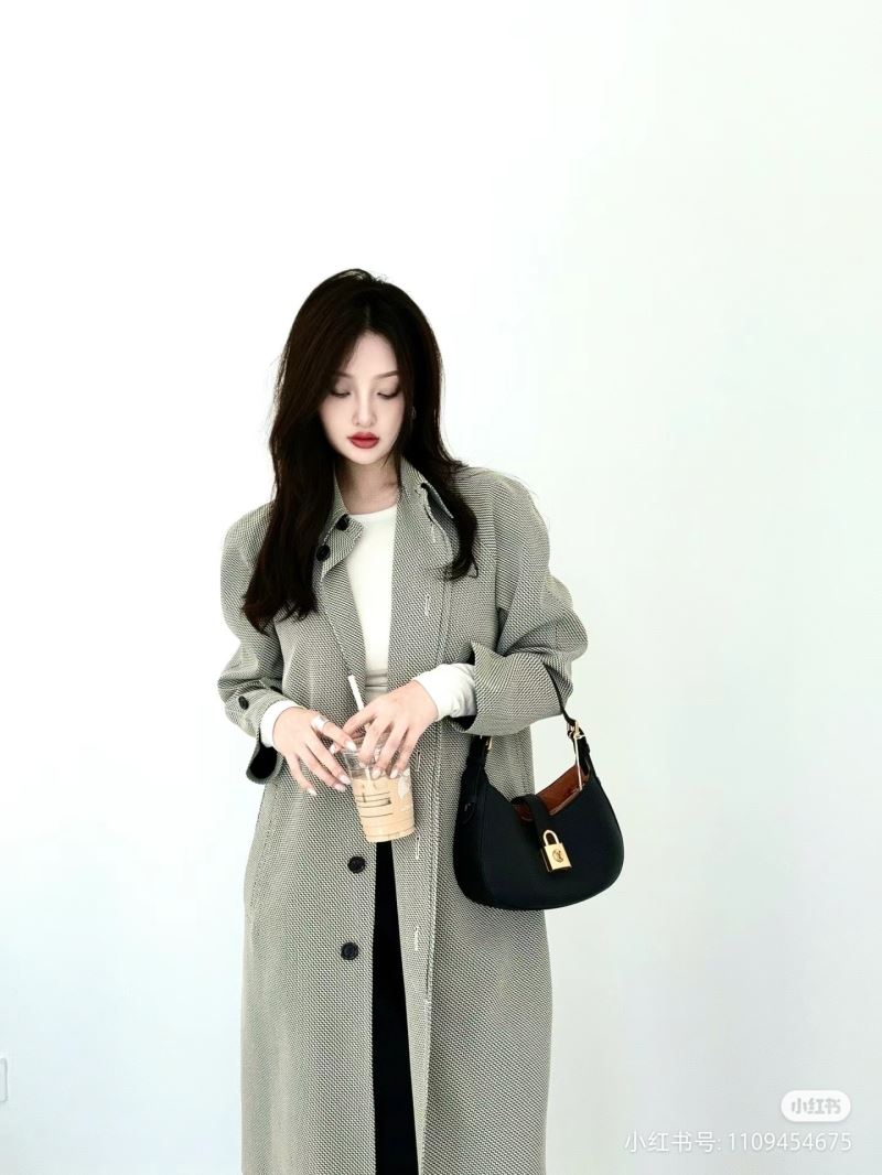 Louis Vuitton Hobo Bags
